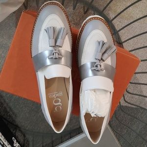 Gadea loafer Silver Gray and White